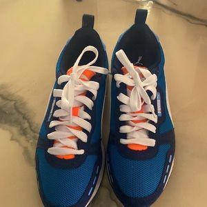 Puma R78